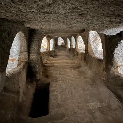 Le catacombe di Milos